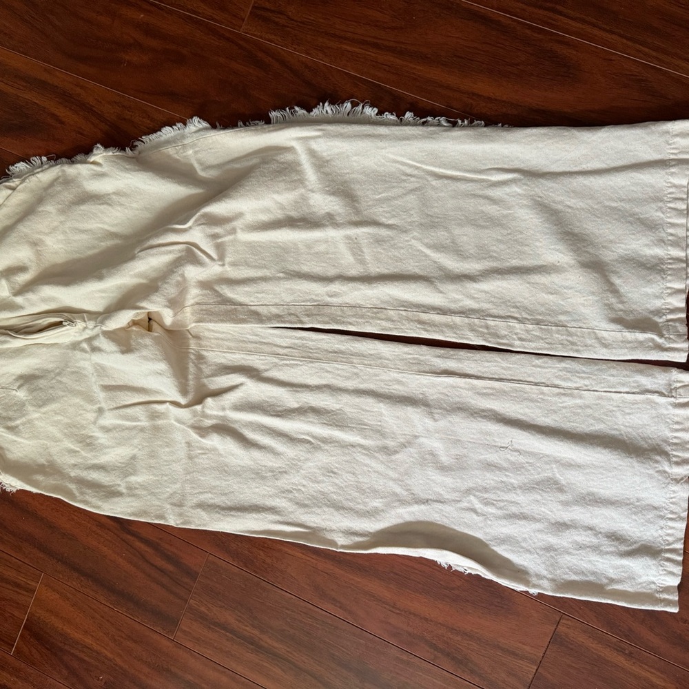PrettyLittleThing Cream Straight Leg Pants